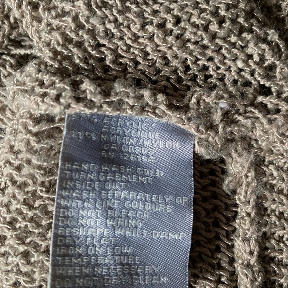 JANA SHORT SLEEVES KNITTED CARDIGAN SZ L/ XL - Picture 8 of 10